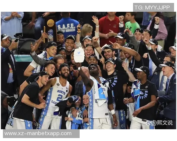 普尔谈与锡安的默契配合期待球队在新赛季中展现强大竞争力