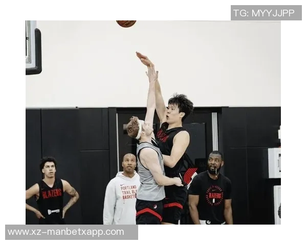 杨瀚森需克服沟通障碍理解教练意图才能快速融入球队节奏 杨瀚森需克服沟通障碍理解教练意图才能快速融入球队节奏