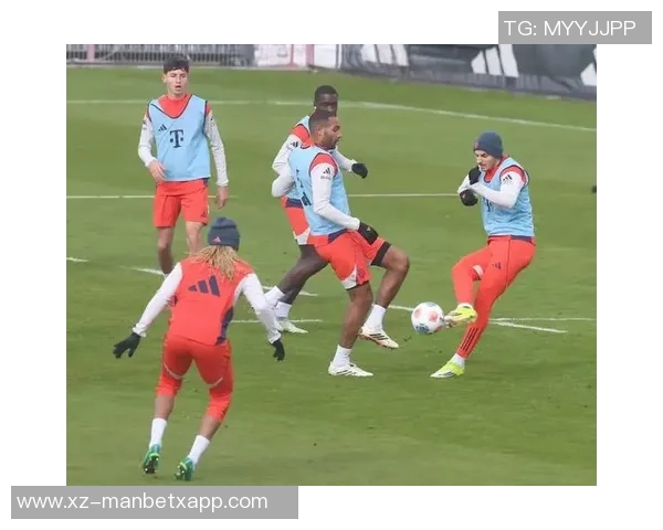 斯坦尼西奇训练中与塔争抢球后左膝受伤紧急离场引发关注